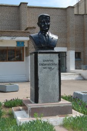 Смагул Садвакасов